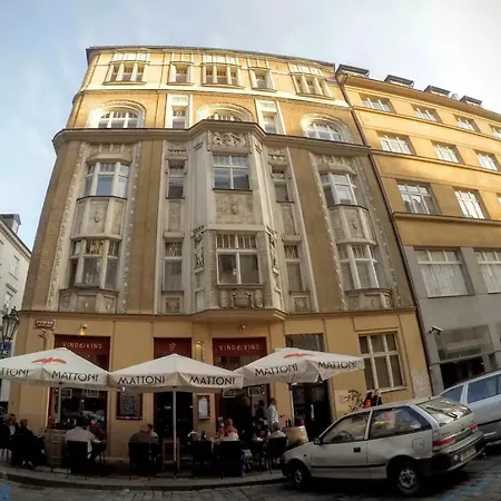 Apartment Your Second Right Next To The Old Town Square